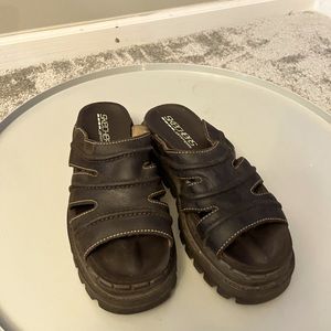 skechers sandals jammers